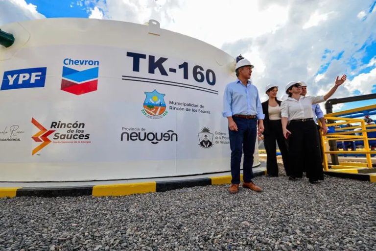 Neuquén y Petroleras Lanzan Fideicomiso Estratégico: Ruta 8, Primera Obra Clave para Vaca Muerta